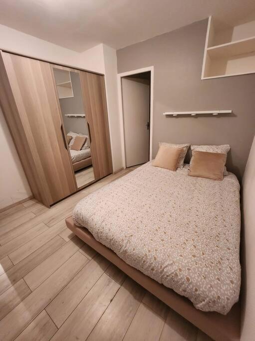 Appartement Cosy Et Chaleureux Dunkirk Eksteriør billede